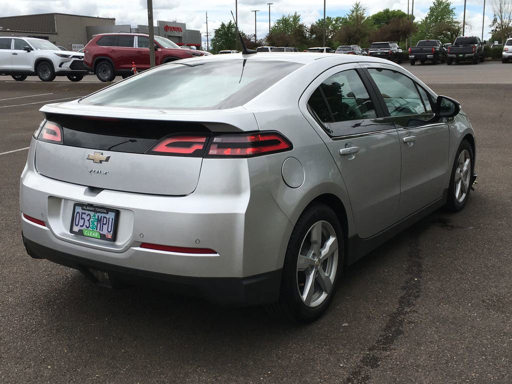 Used 2013 Chevrolet Volt Premium w/ Premium Trim Package FWD image 6