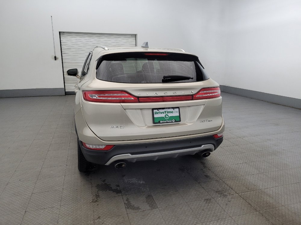 Used 2017 Lincoln MKC Select w/ Select Plus Package AWD/4WD image 6