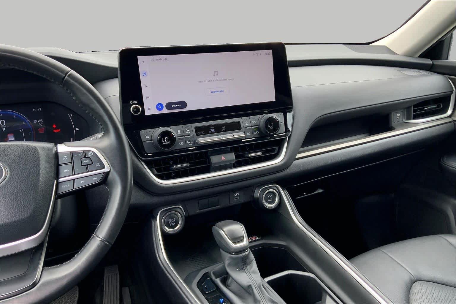 Used 2025 Toyota Grand Highlander AWD image 7