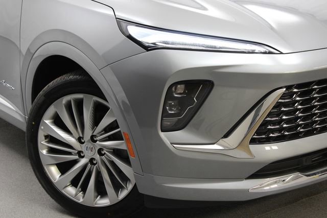 New 2026 Buick Envision Avenir AWD/4WD image 2