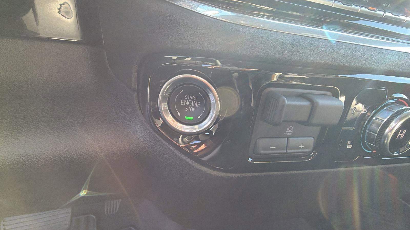 New 2026 GMC Sierra 1500 Elevation image 12