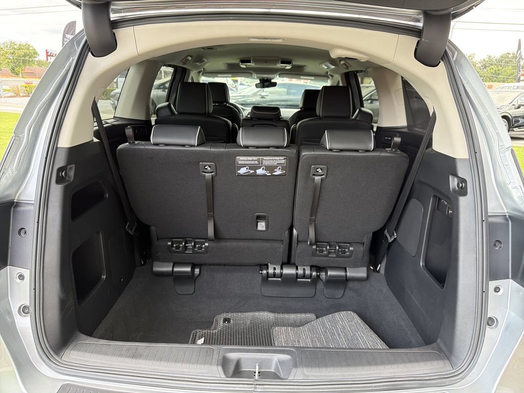 Used 2025 Honda Odyssey Touring image 14