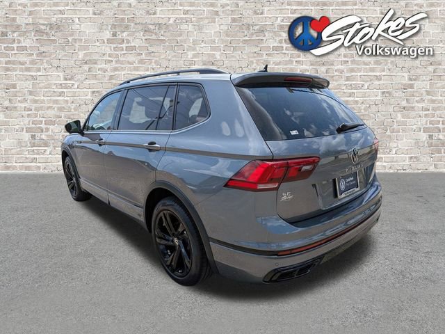 Certified 2023 Volkswagen Tiguan SE R-Line image 6