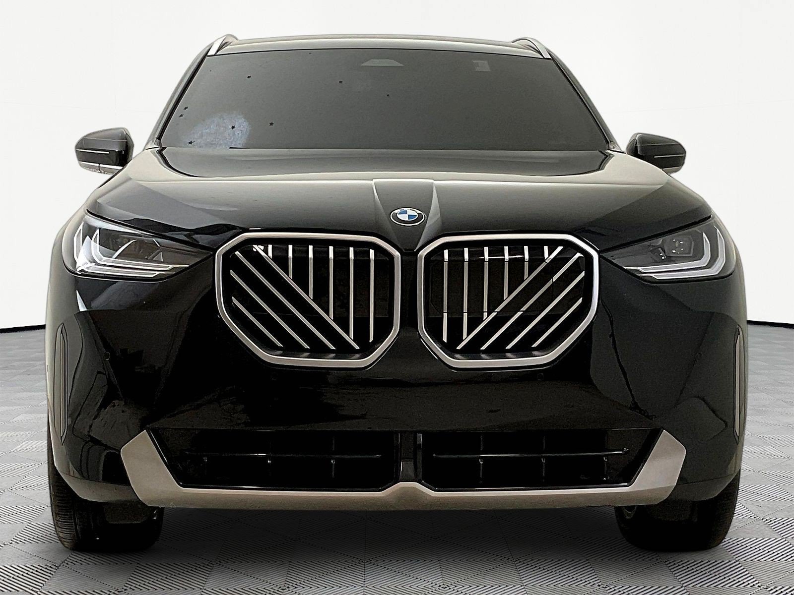 Used 2025 BMW X3 xDrive30i w/ Convenience Package AWD/4WD image 2