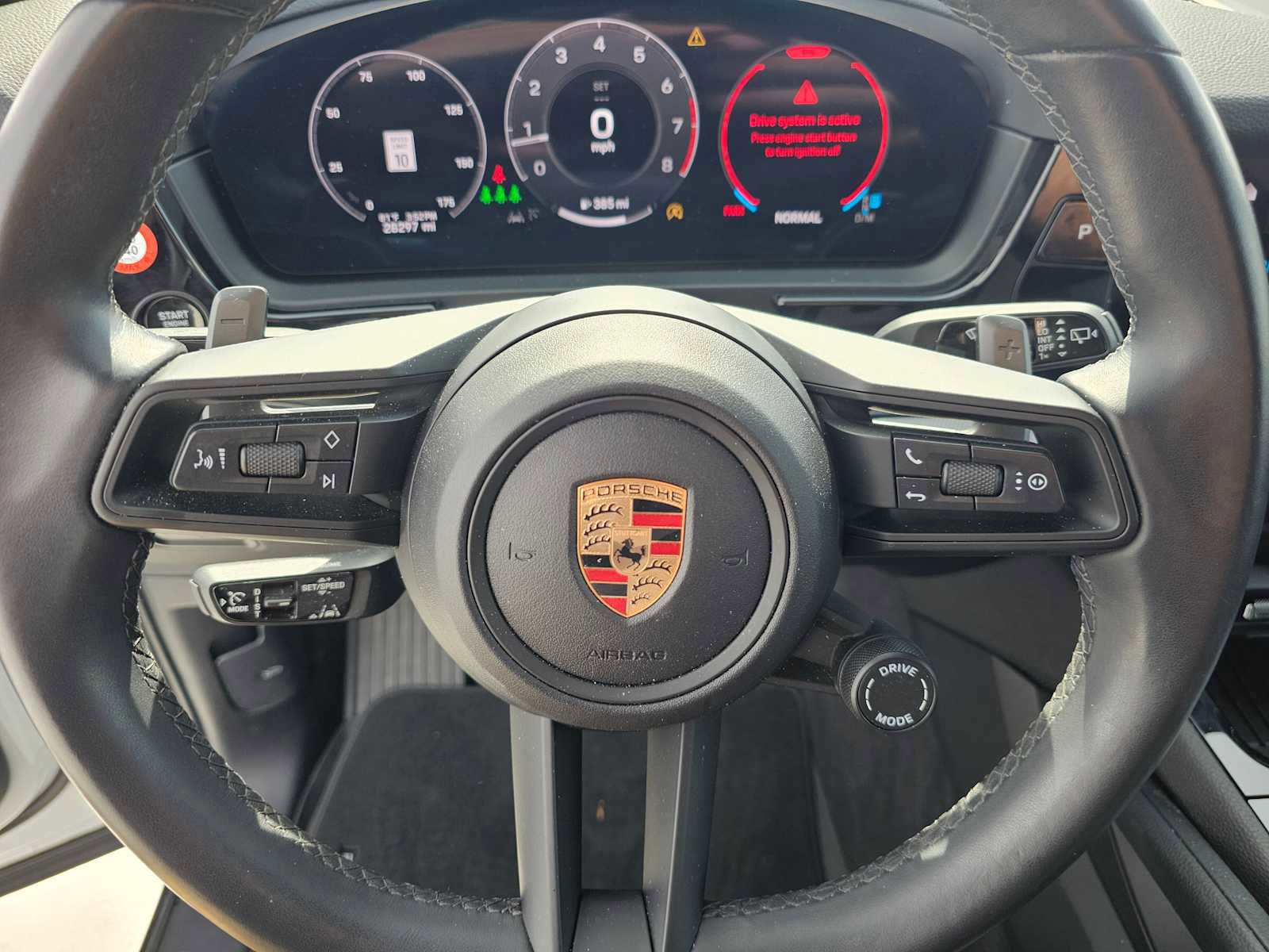 Used 2024 Porsche Cayenne image 28
