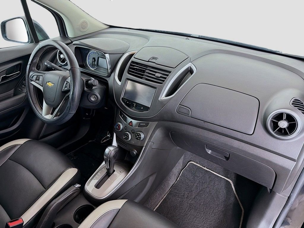 Used 2016 Chevrolet Trax LTZ w/ Midnight Edition FWD image 19