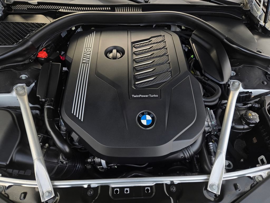 Used 2025 BMW 840i Convertible w/ Driving Assistance Package RWD image 41