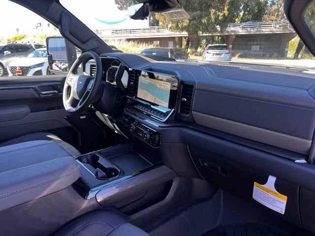 New 2026 Chevrolet Silverado 2500 ZR2 AWD/4WD image 30