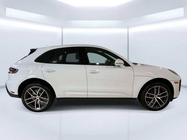 New 2026 Porsche Macan AWD/4WD image 9