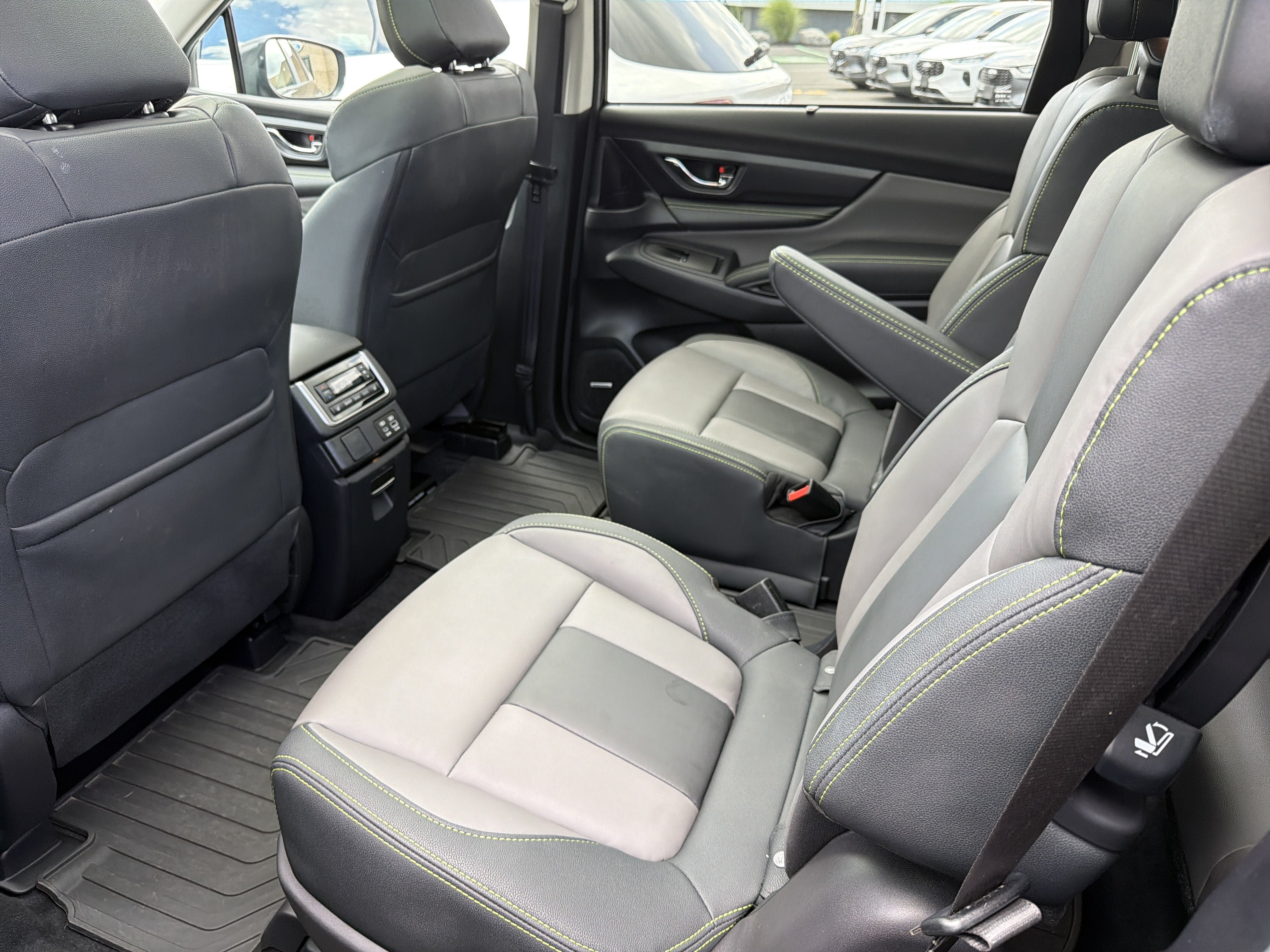 Used 2024 Subaru Ascent Onyx Edition Limited AWD/4WD image 27