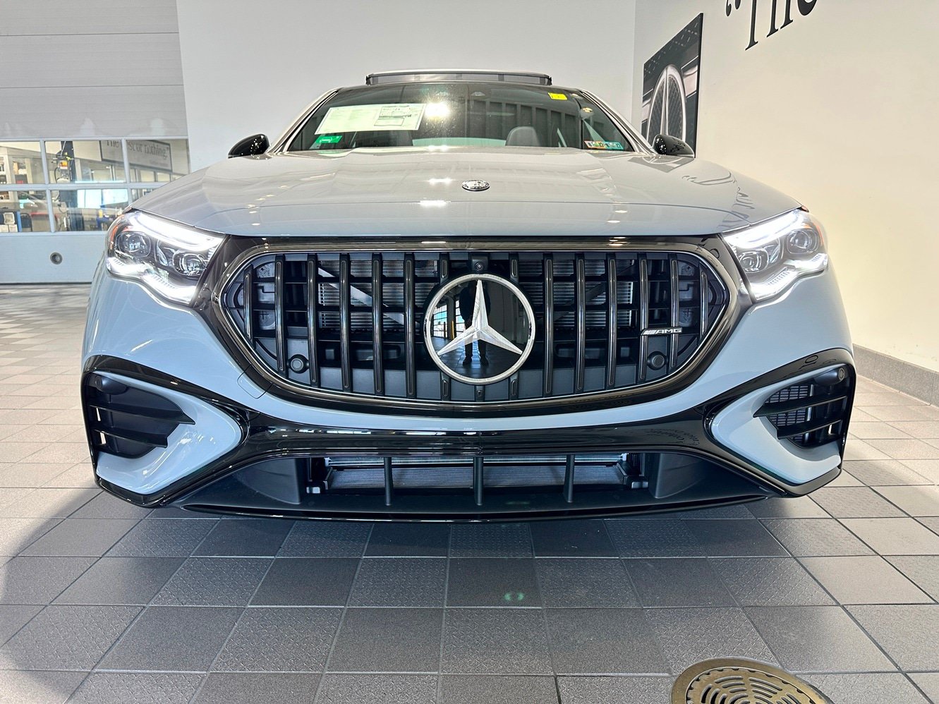 New 2027 Mercedes-Benz E 53 AMG e 4MATIC Sedan image 2