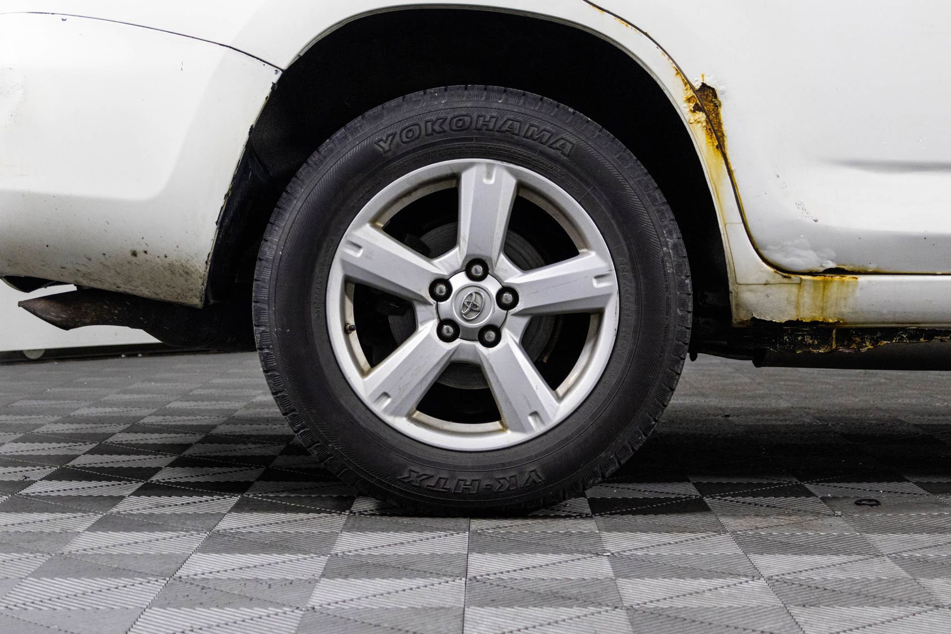 Used 2007 Toyota RAV4 4WD image 35