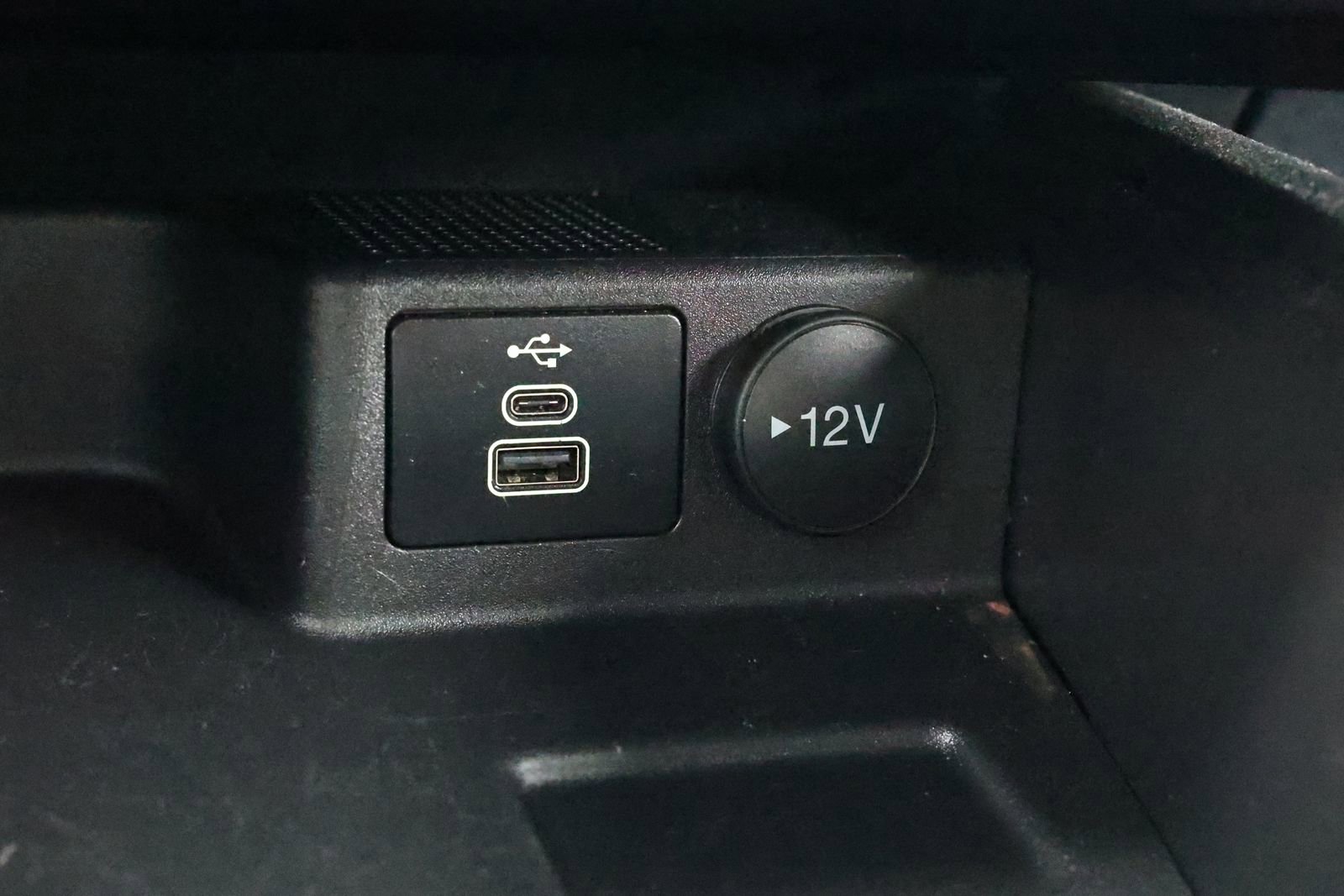 Used 2024 Ford Escape ST-Line AWD/4WD image 24