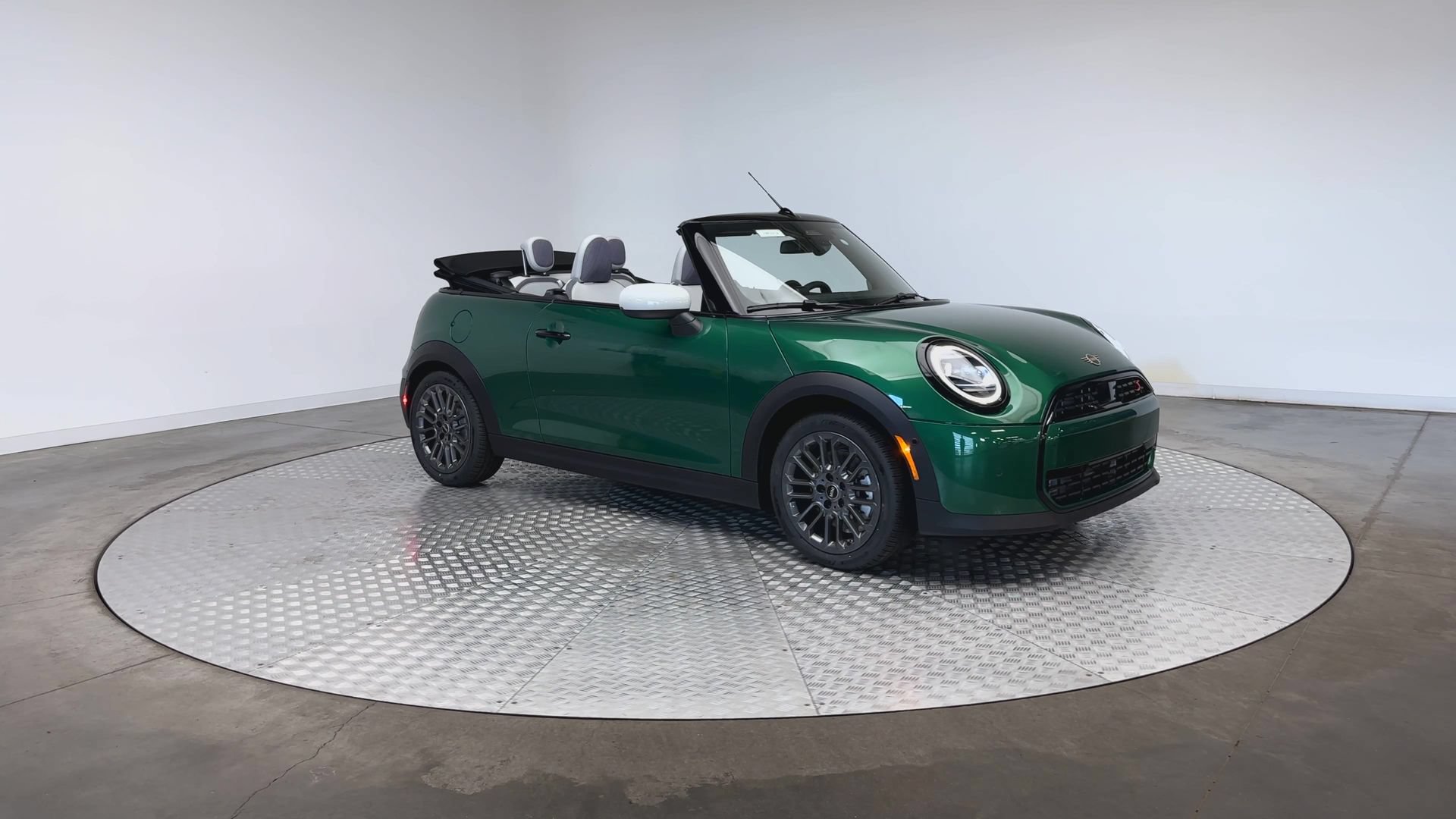 New 2027 MINI Cooper S FWD image 2
