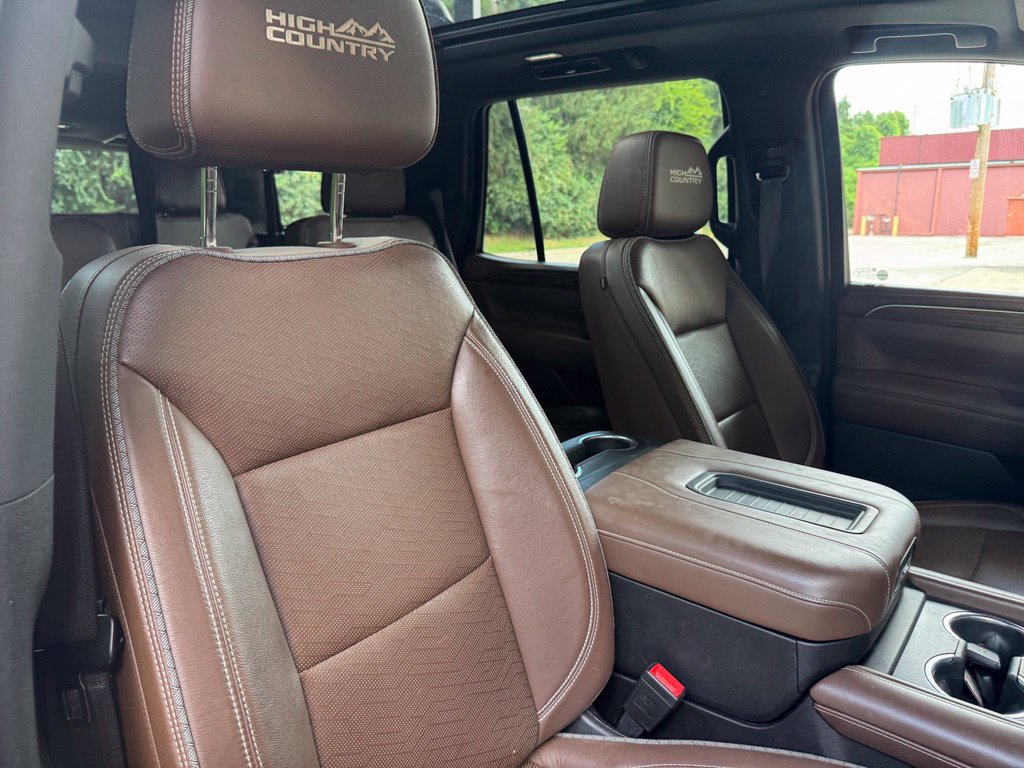 Used 2021 Chevrolet Tahoe High Country AWD/4WD image 35