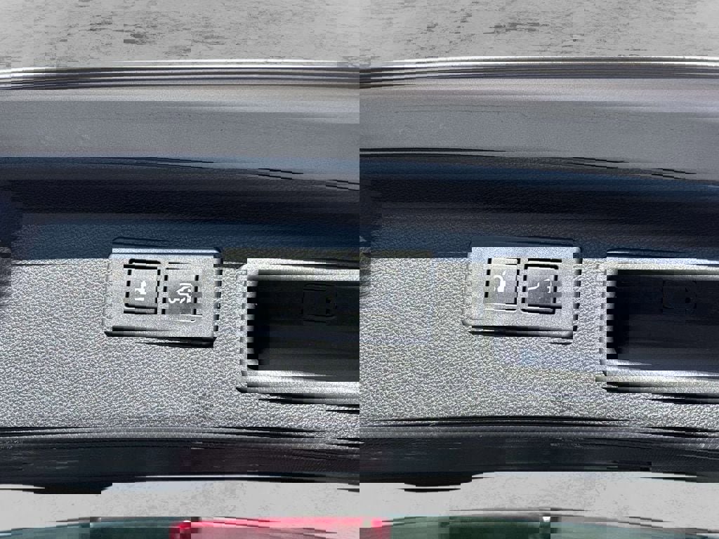 Used 2021 Subaru Forester Premium AWD/4WD image 11