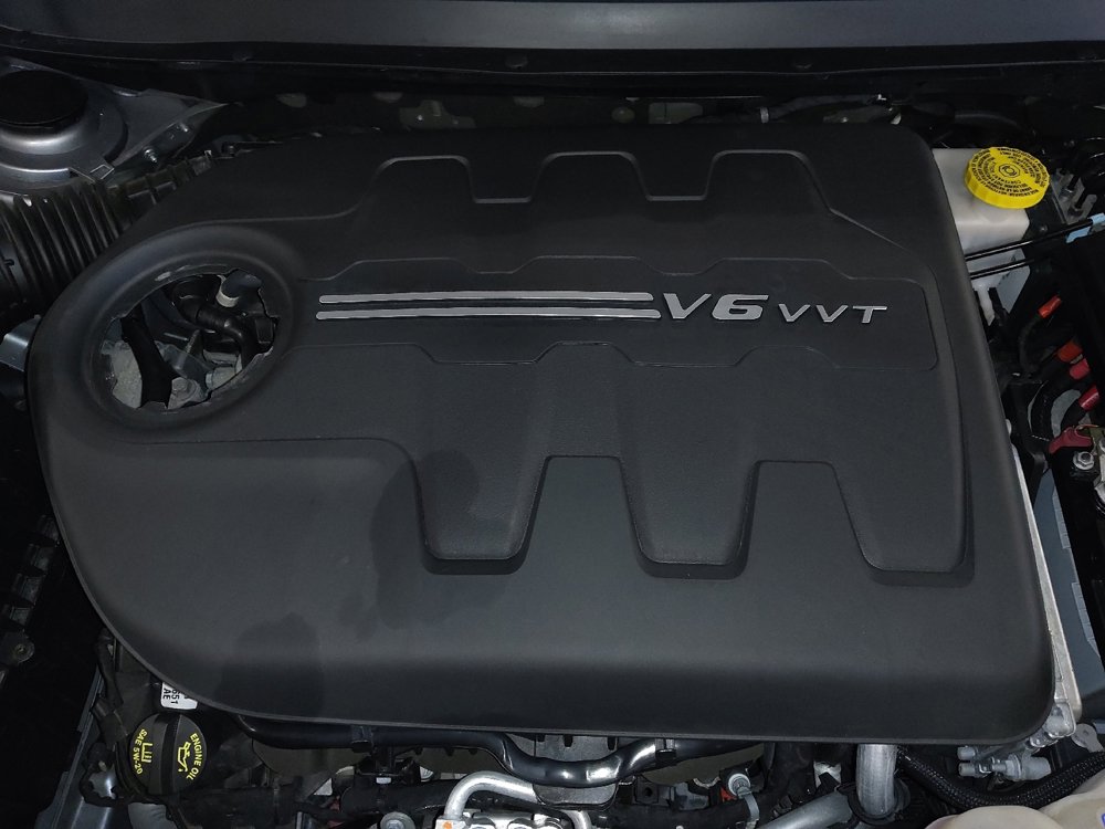 Used 2021 Jeep Cherokee Latitude Lux FWD image 30