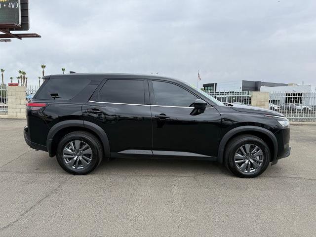 Certified 2025 Nissan Pathfinder S FWD image 7