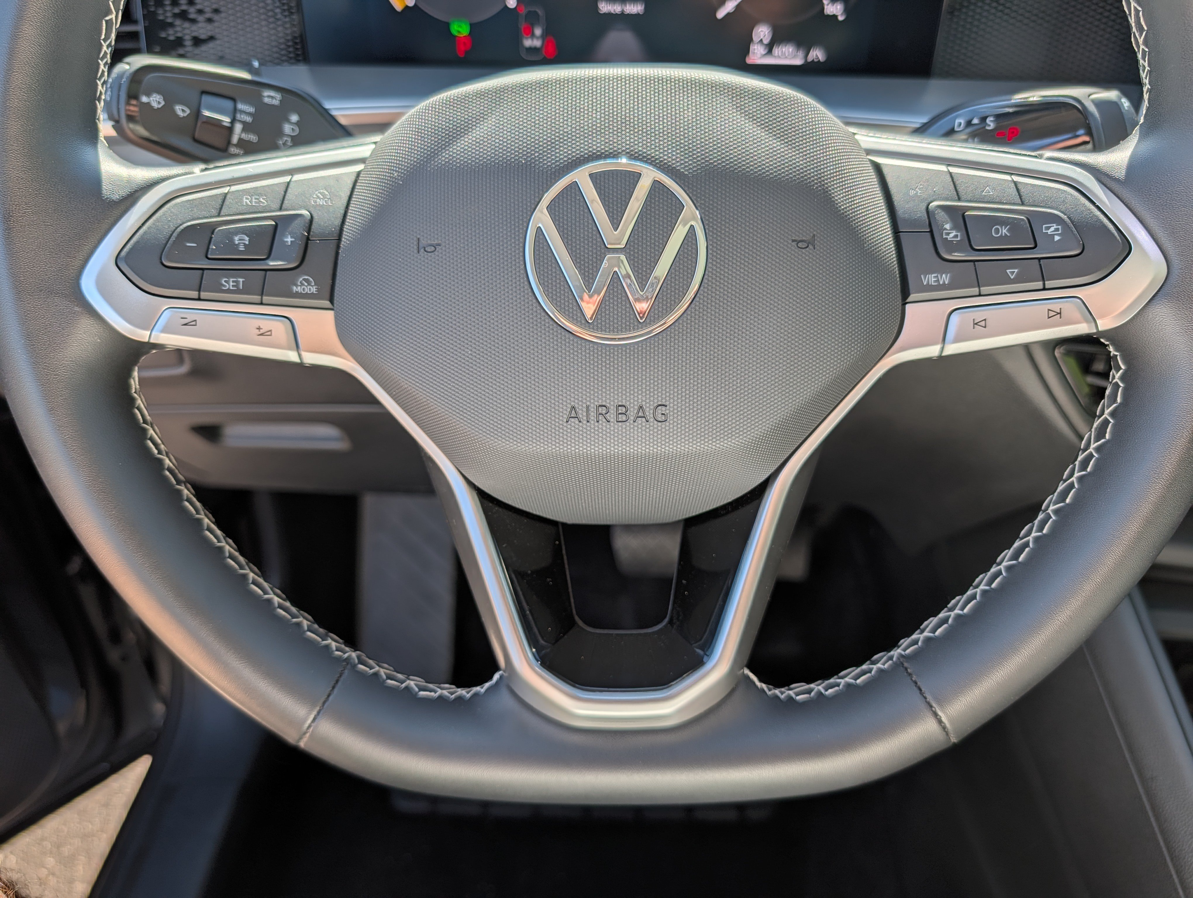 Certified 2026 Volkswagen Tiguan SE AWD/4WD image 25