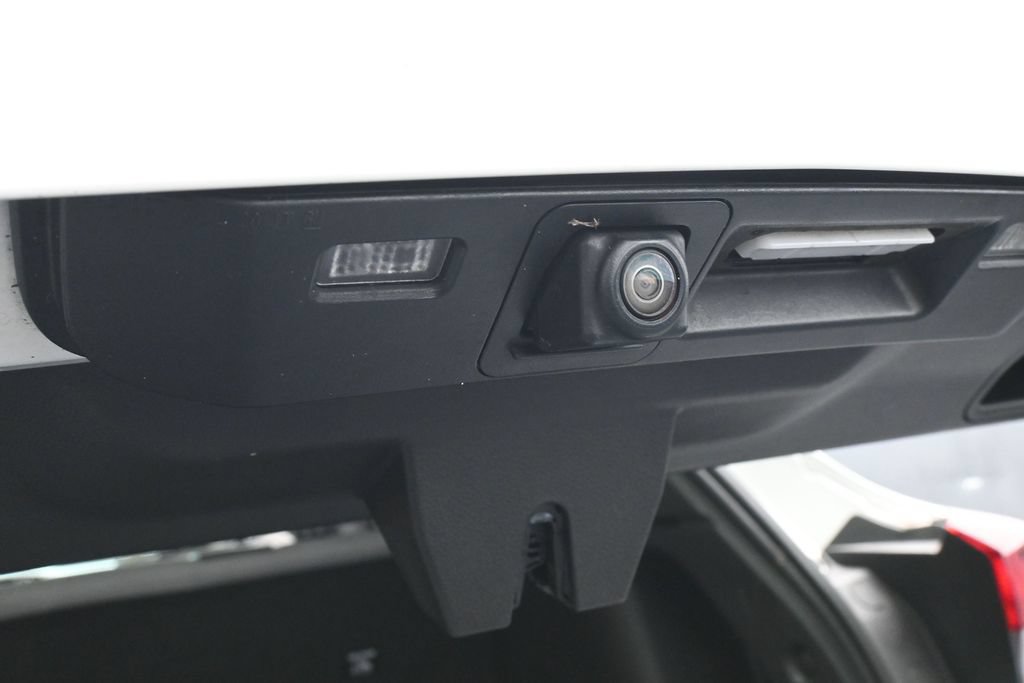 Used 2021 Chevrolet TrailBlazer LT w/ Sun and Liftgate Package FWD image 33