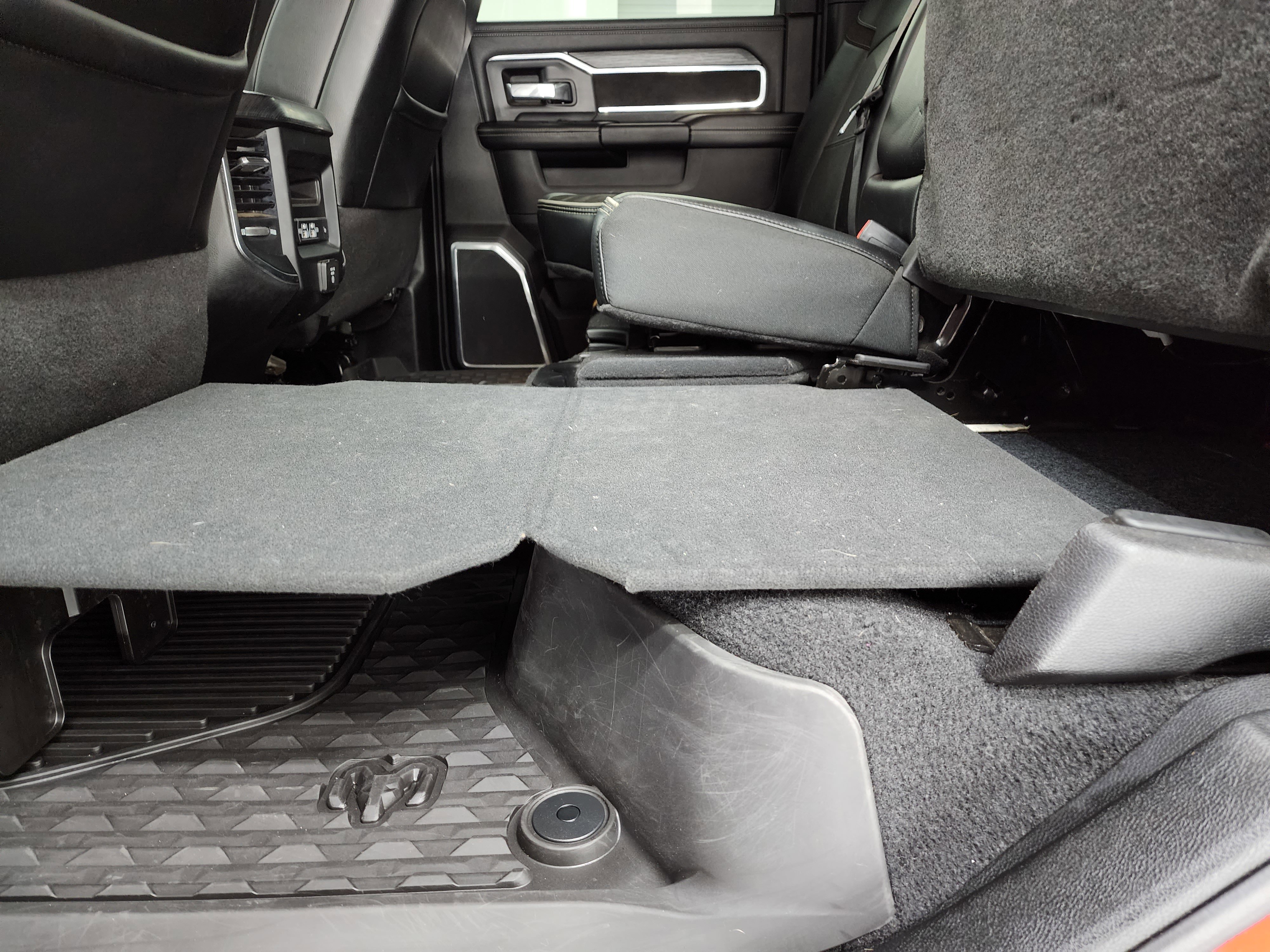 Used 2023 RAM 3500 Laramie image 42