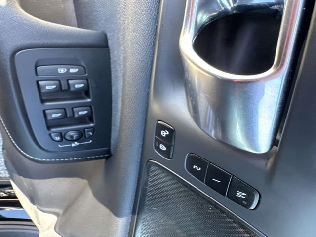 Used 2024 Volvo S60 B5 Plus image 8