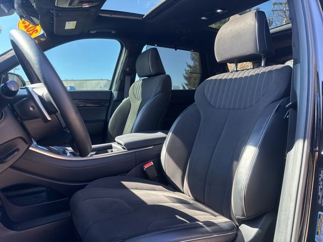 Used 2025 Hyundai Palisade Calligraphy image 10