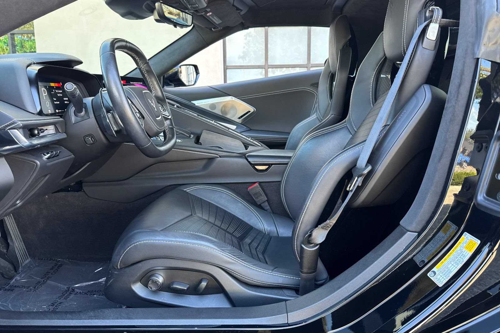 Used 2025 Chevrolet Corvette Stingray Premium Cpe w/ Z51 Performance Package RWD image 10