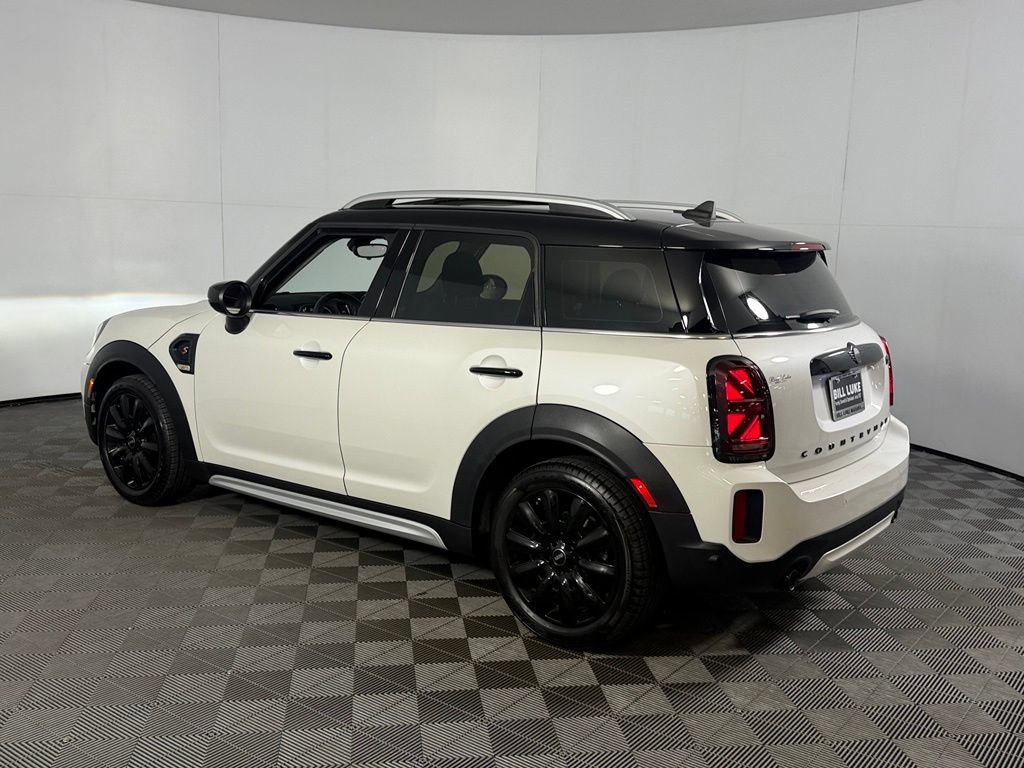Used 2024 MINI Cooper Countryman S w/ Premium Package FWD image 9