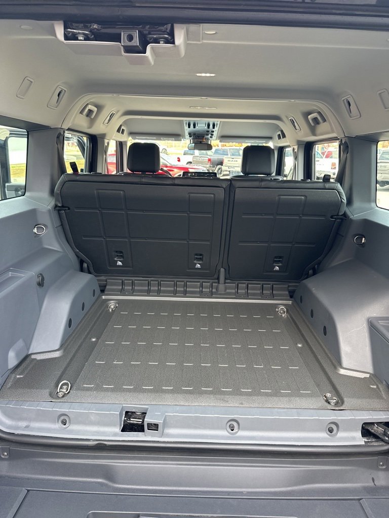 Used 2024 INEOS Grenadier Fieldmaster Edition image 13