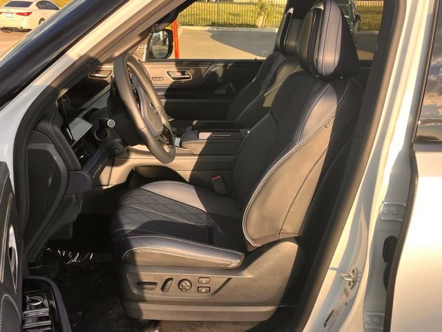 Certified 2026 INFINITI QX80 4WD w/ Sport Exterior Package image 10