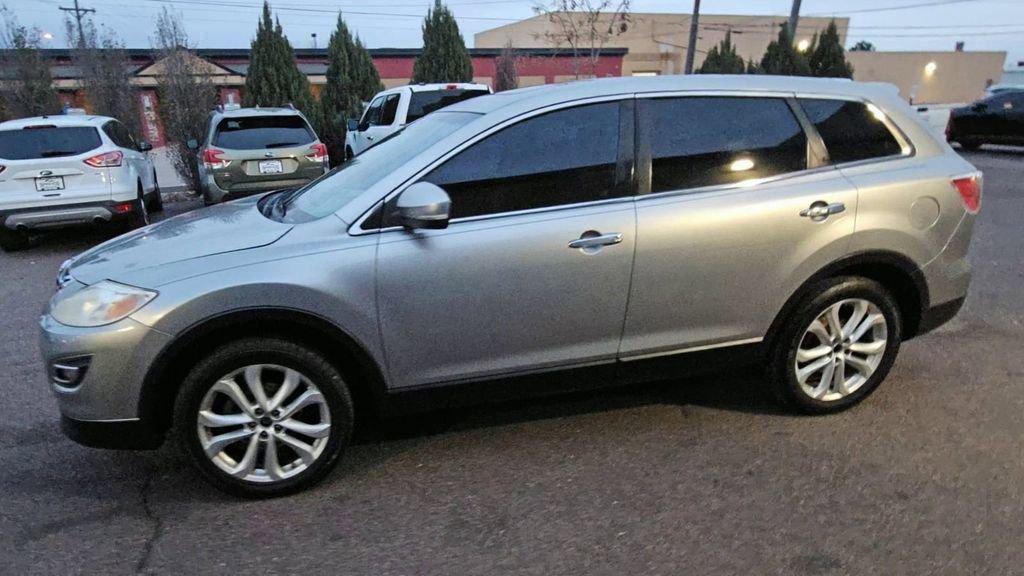 Used 2011 MAZDA CX-9 Grand Touring w/ Moonroof & Bose Audio Pkg image 4