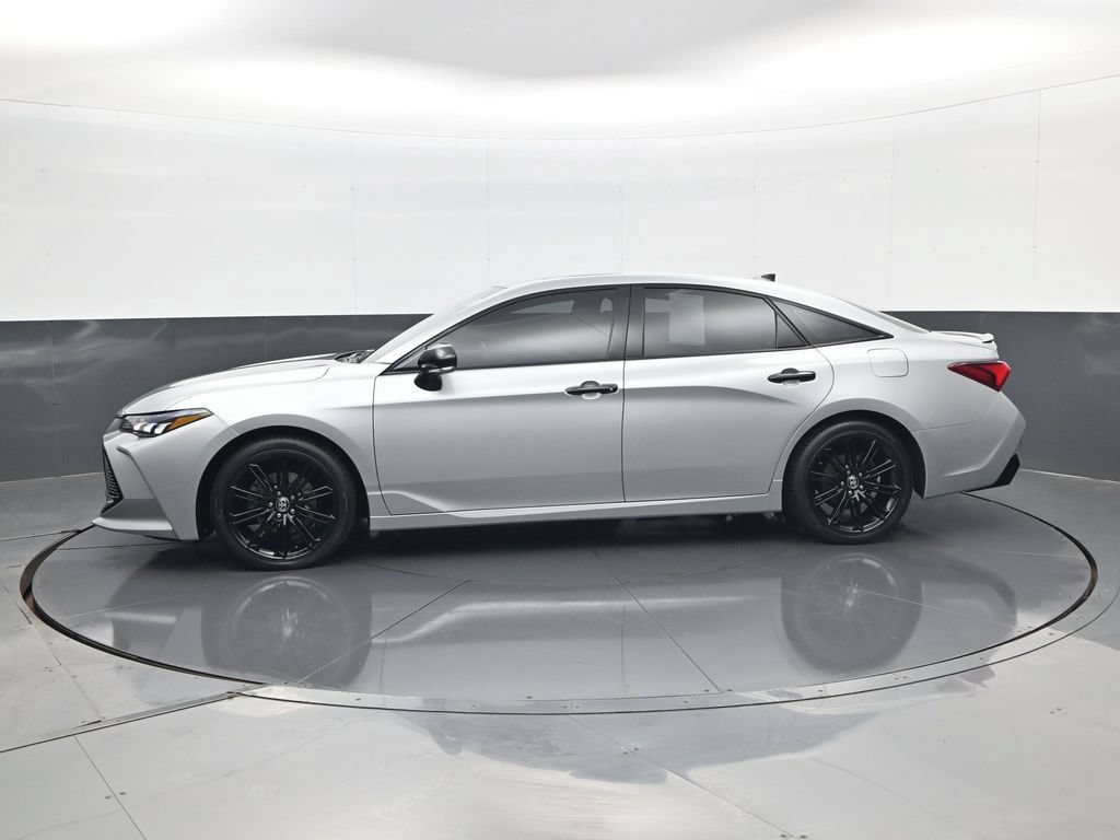 Used 2021 Toyota Avalon XSE FWD image 9