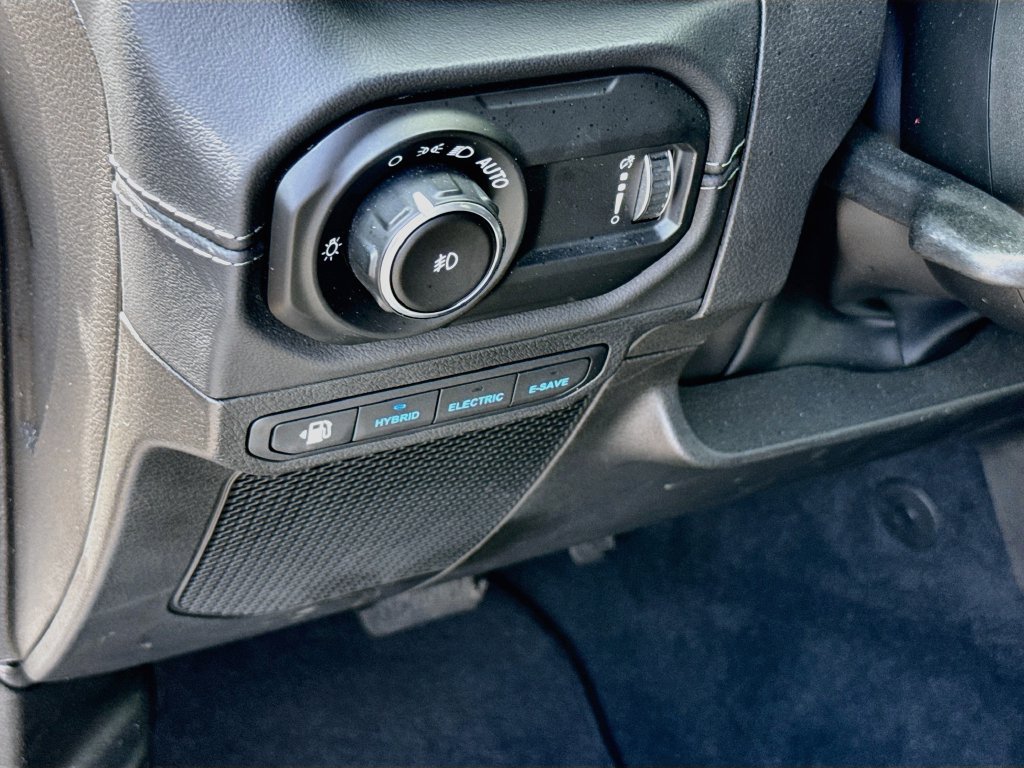 Used 2024 Jeep Wrangler High Altitude AWD/4WD image 11