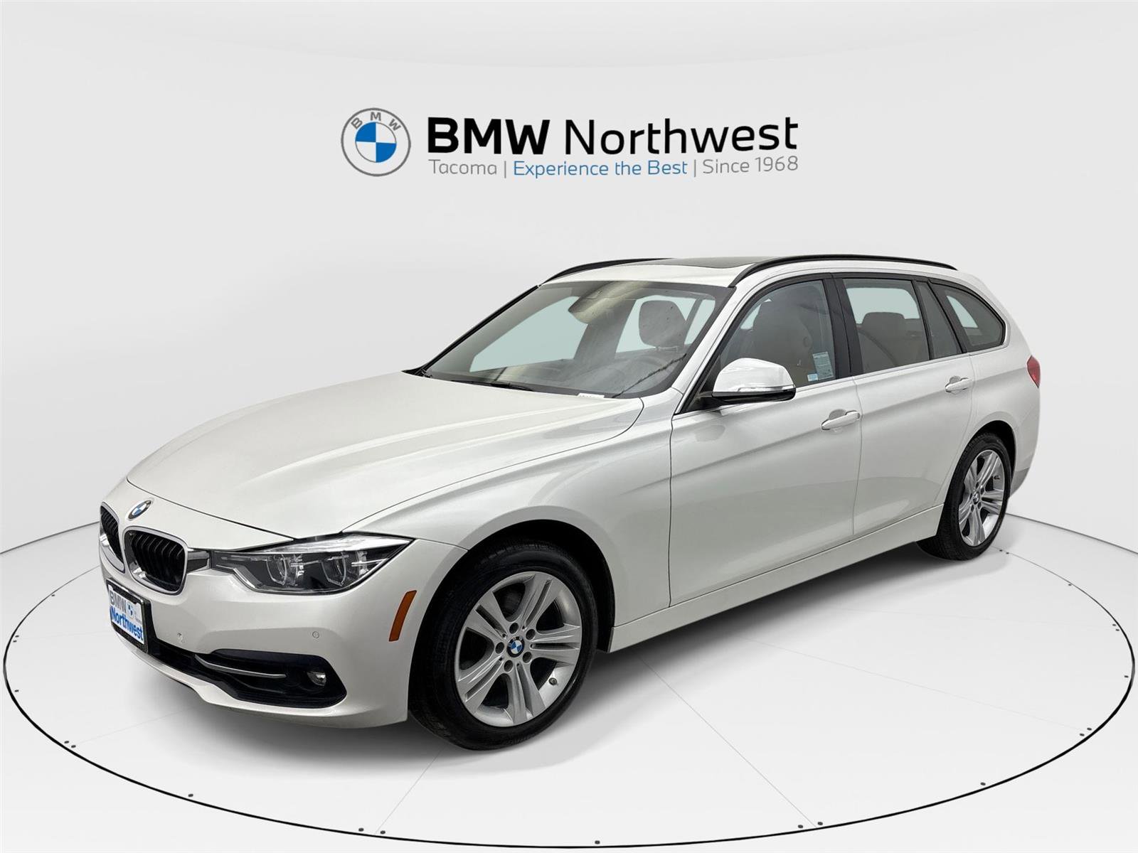 Used 2019 BMW 330i xDrive Wagon w/ Premium Package AWD/4WD image 1