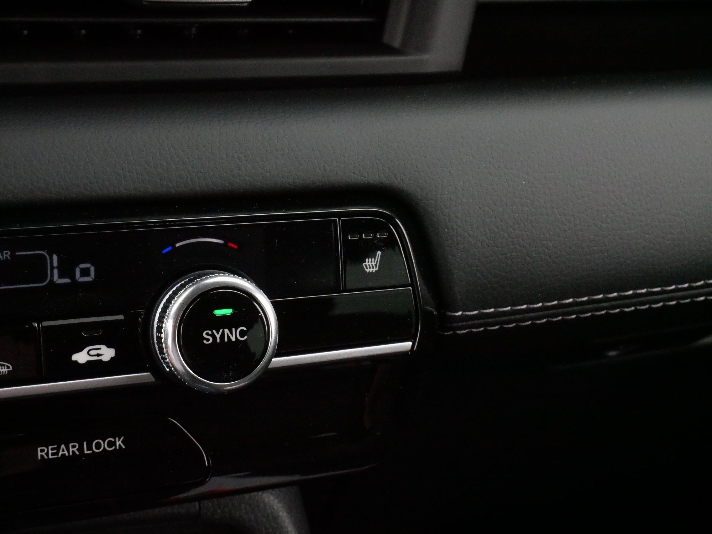 Certified 2026 Honda Pilot Touring image 31