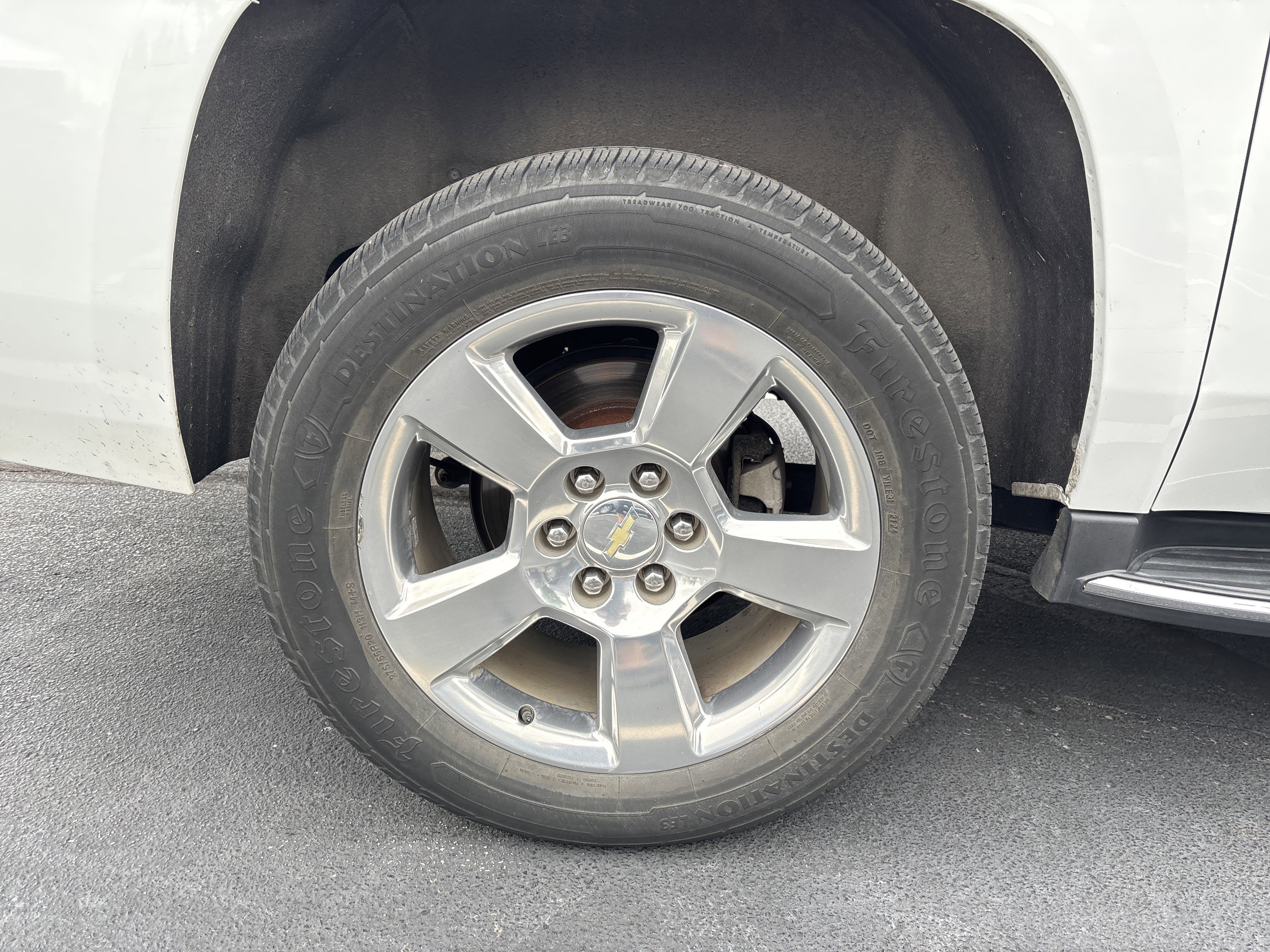 Used 2018 Chevrolet Suburban Premier RWD image 34