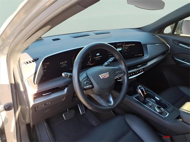 Used 2024 Cadillac XT4 Sport w/ Cold Weather Package image 11
