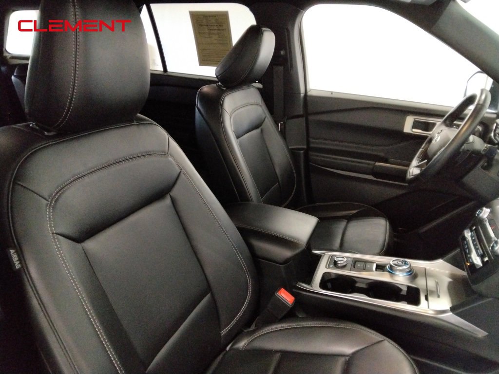 Used 2020 Ford Explorer XLT w/ Equipment Group 202A image 40