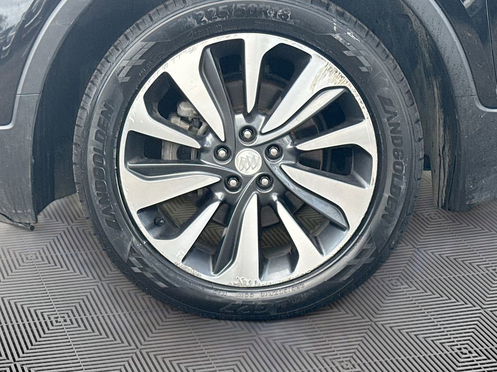 Used 2021 Buick Encore Preferred image 29