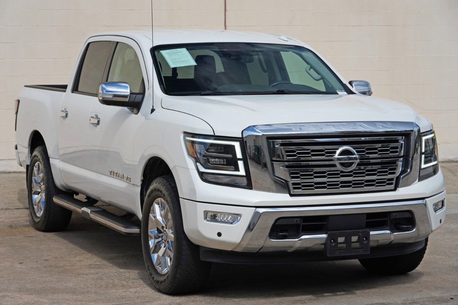 Used 2020 Nissan Titan SL w/ Protection Package 1 AWD/4WD image 53