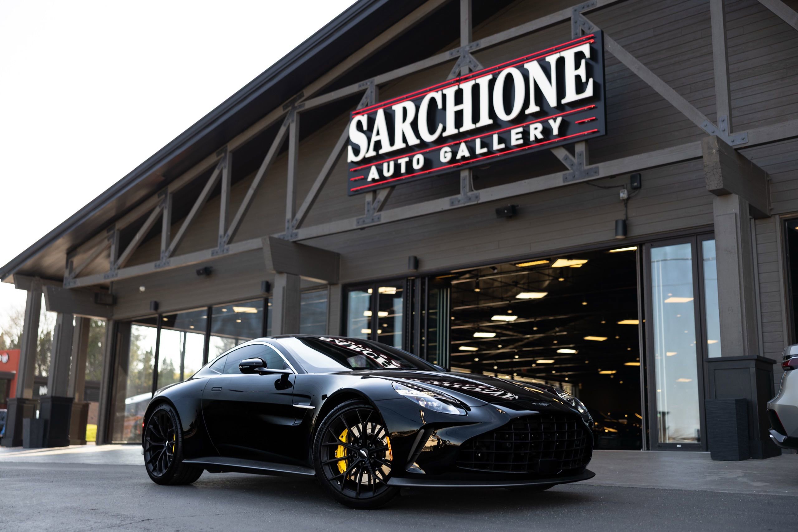 Used 2026 Aston Martin V8 Vantage Coupe image 8