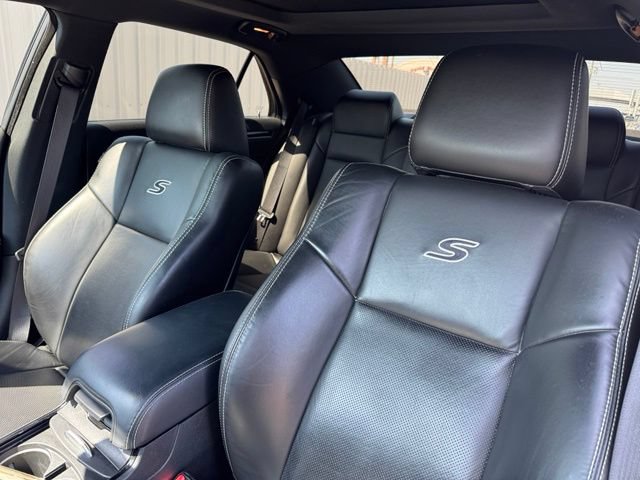 Certified 2023 Chrysler 300 S w/ Comfort Group RWD image 10