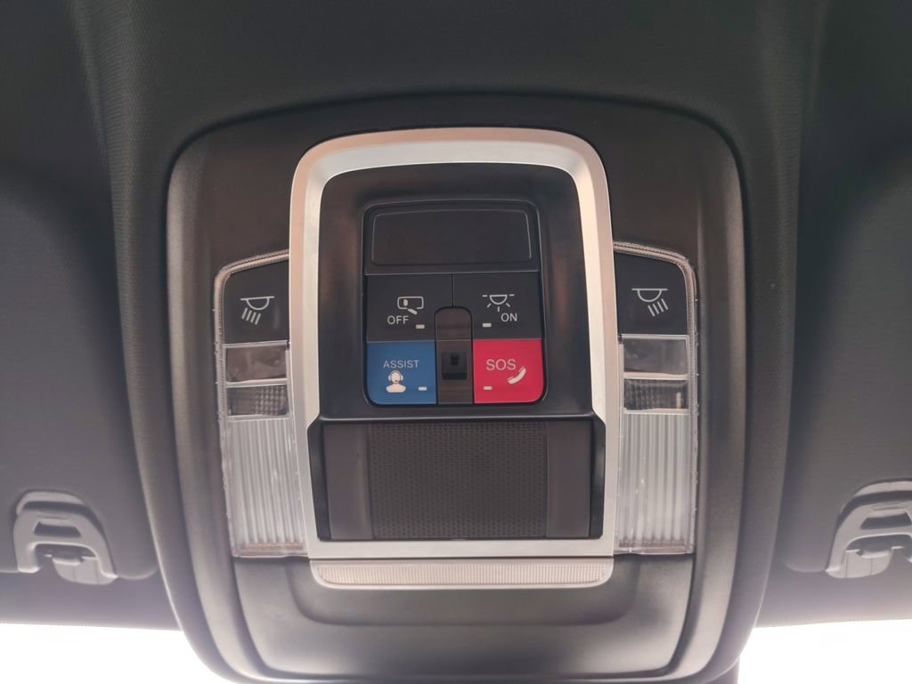 Used 2024 RAM 1500 Laramie image 6