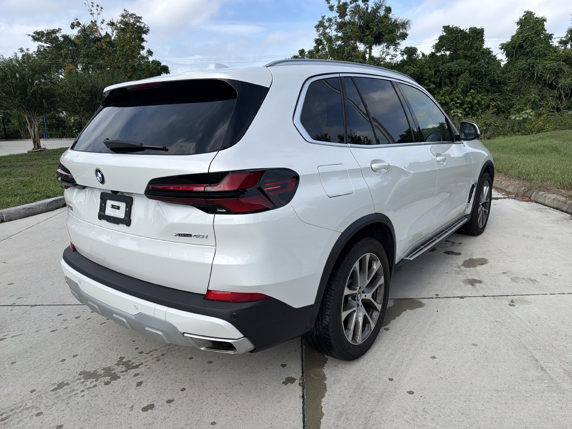 Certified 2026 BMW X5 xDrive40i AWD/4WD image 4