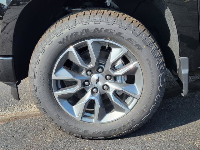 New 2026 Chevrolet Silverado 1500 RST w/ Z71 Off-Road Package AWD/4WD image 5
