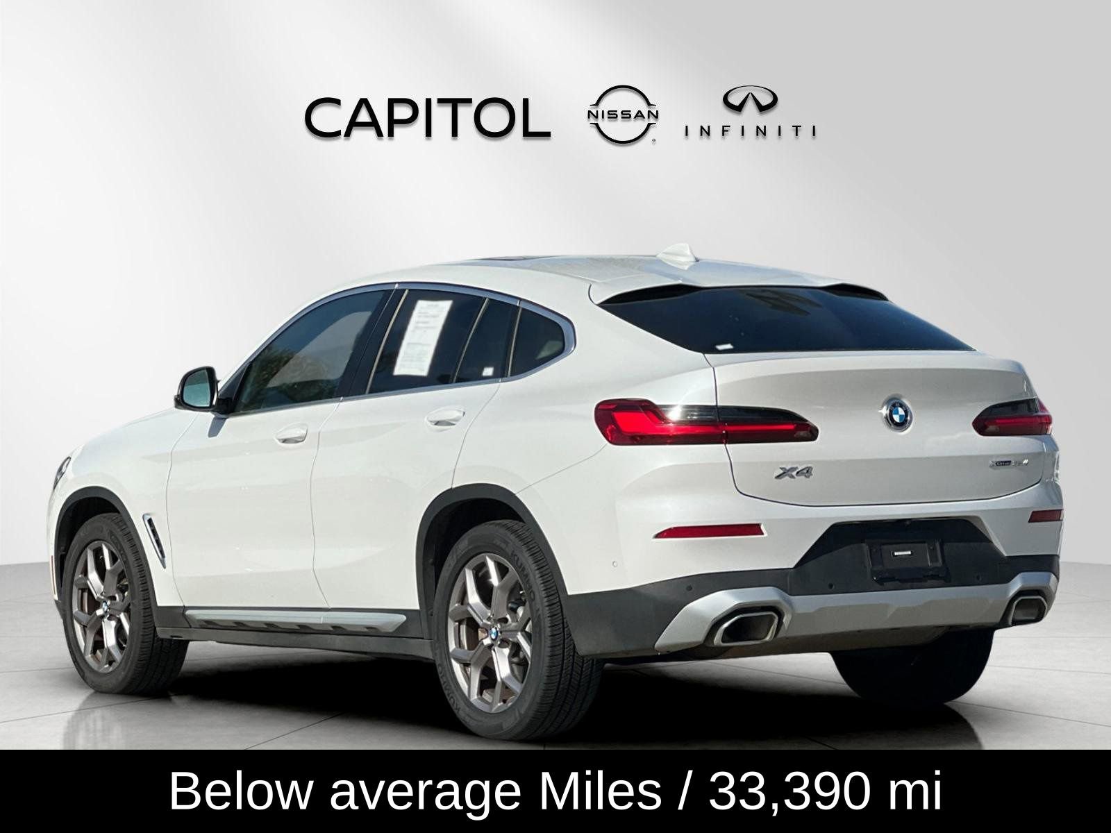 Used 2023 BMW X4 xDrive30i image 3