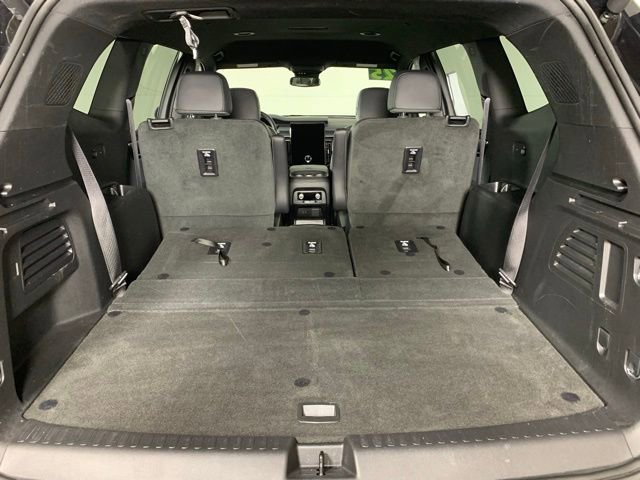 Used 2025 GMC Acadia AT4 image 29