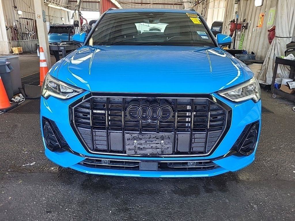 Used 2022 Audi Q3 2.0T Premium Plus AWD/4WD image 2