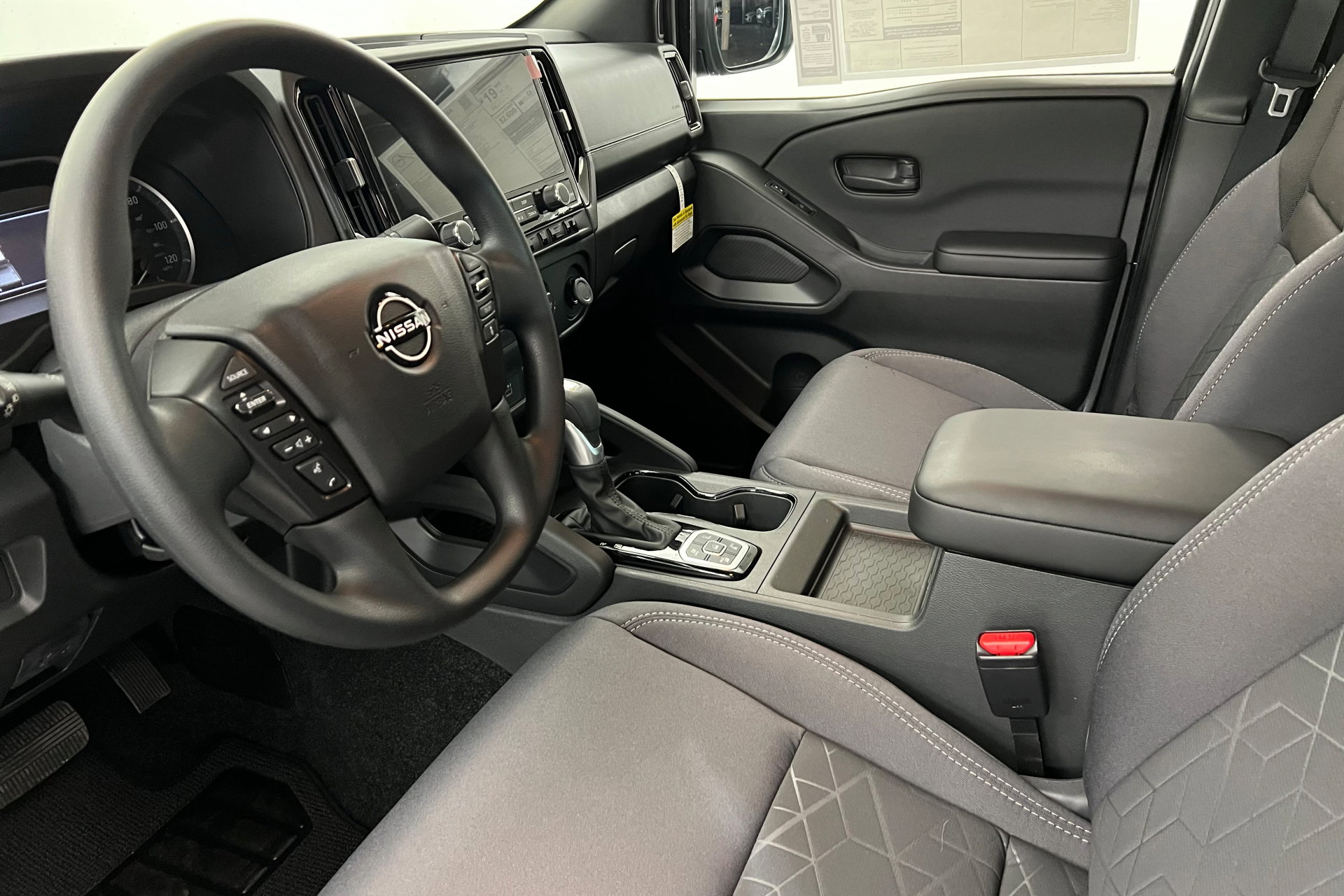 New 2026 Nissan Frontier SV w/ Tow Package image 15